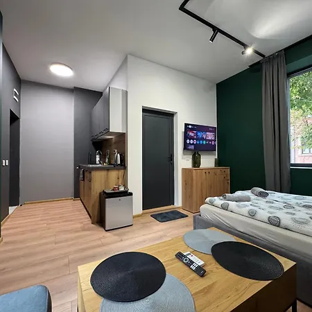 Πανσιόν Plovdiv City Apartments 3*