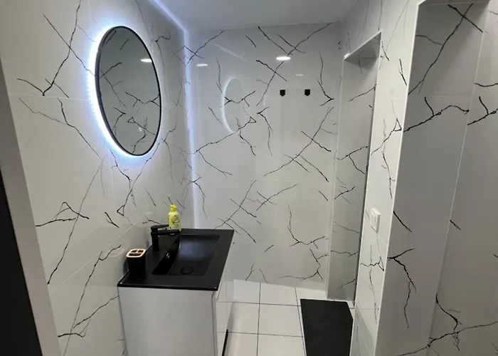 Πανσιόν Plovdiv City Apartments 3*